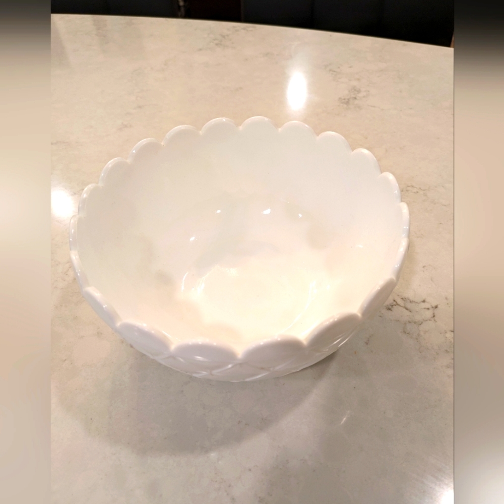 Larch milk glass serving bowl. Scalloped top - diamond pattern 7 1/2 wide